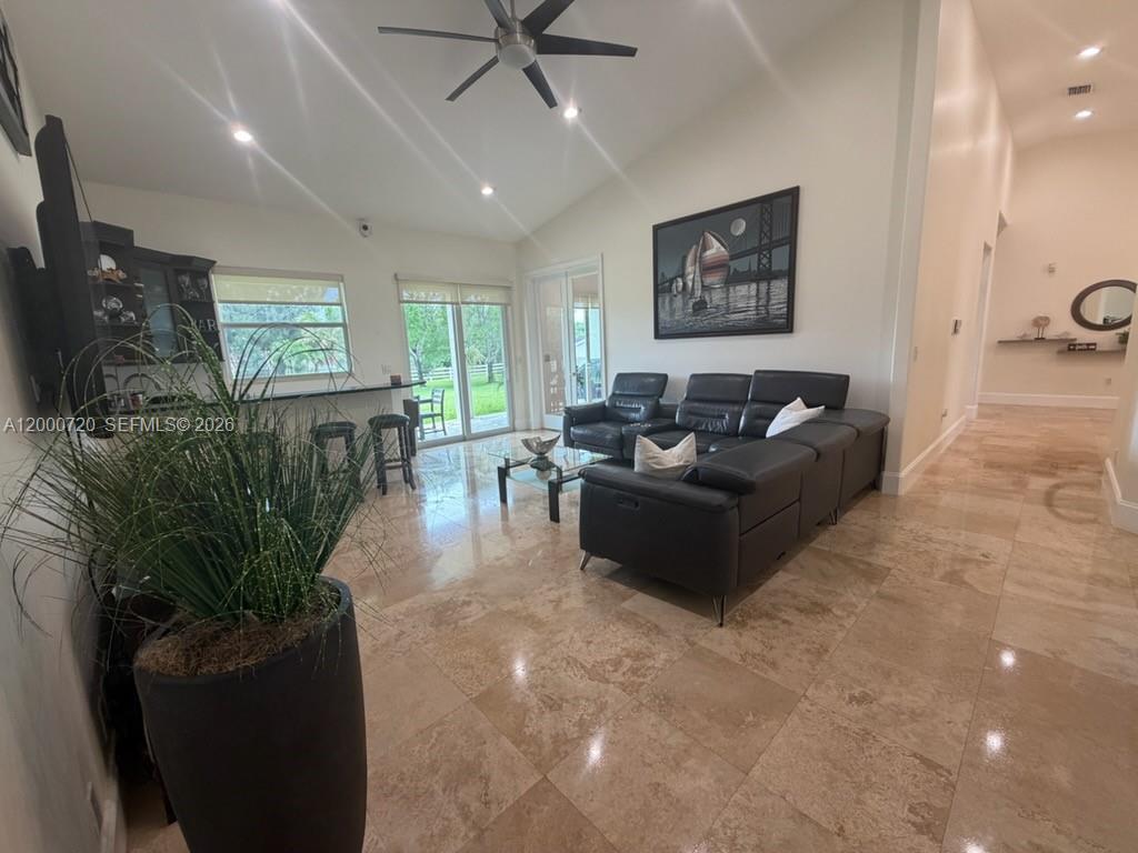 4810 SW 198th Ter, Southwest Ranches FL 33332