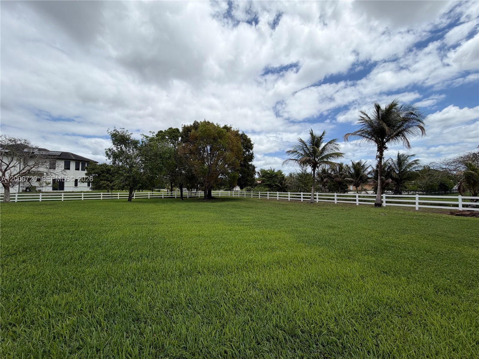 4810 SW 198th Ter, Southwest Ranches FL 33332