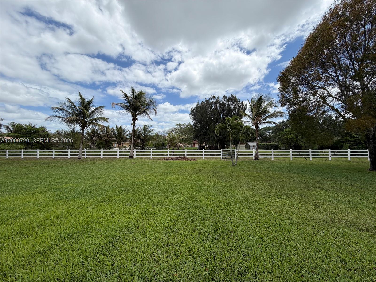 4810 SW 198th Ter, Southwest Ranches FL 33332
