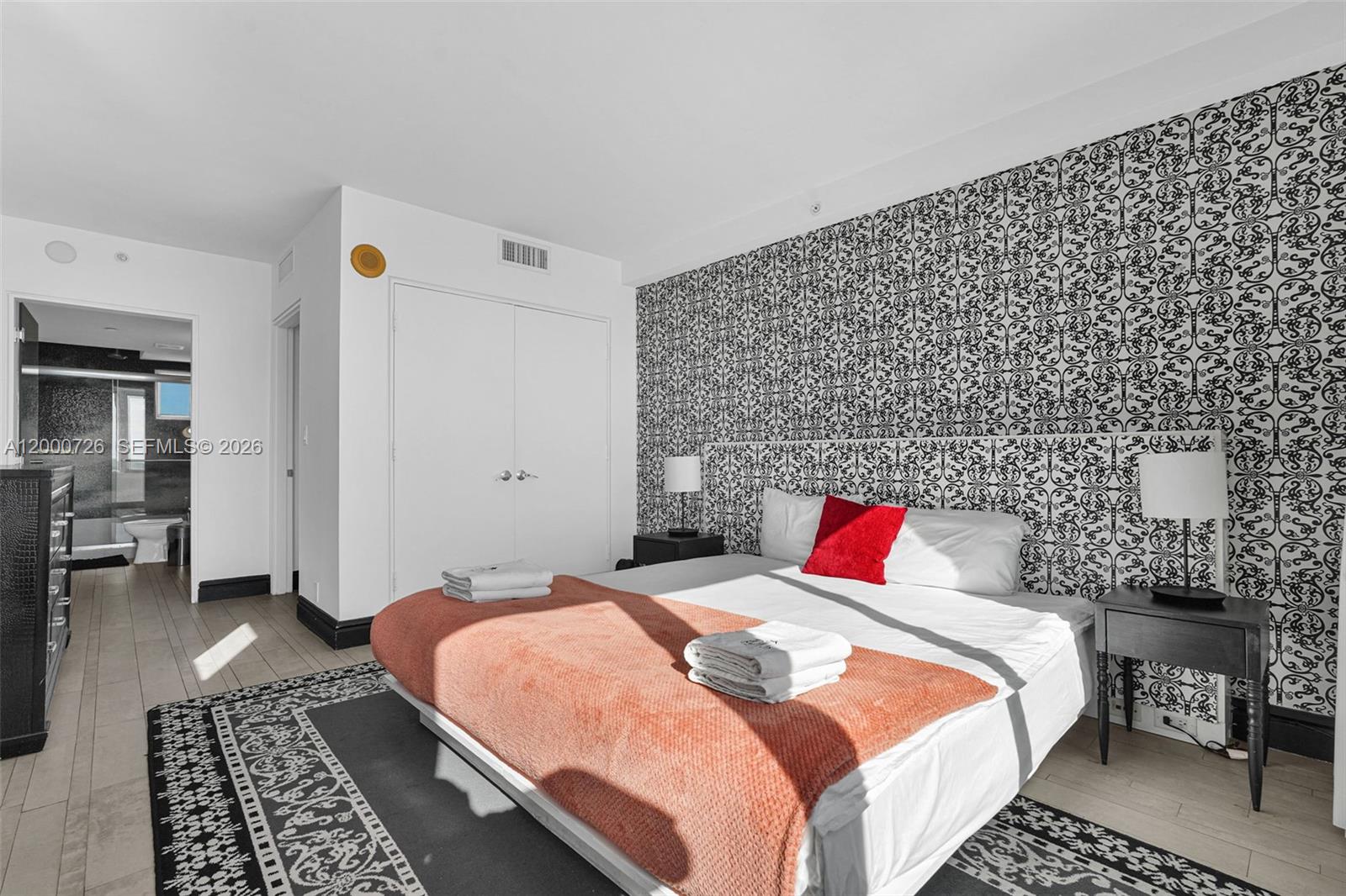 1100 West Ave #916, Miami Beach FL 33139