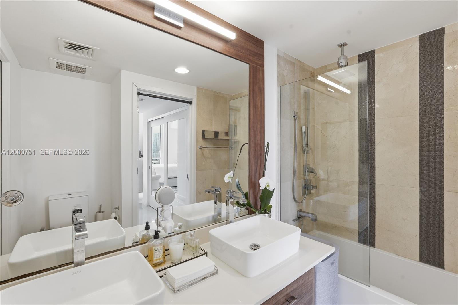 601 NE 27th St #1506, Miami FL 33137