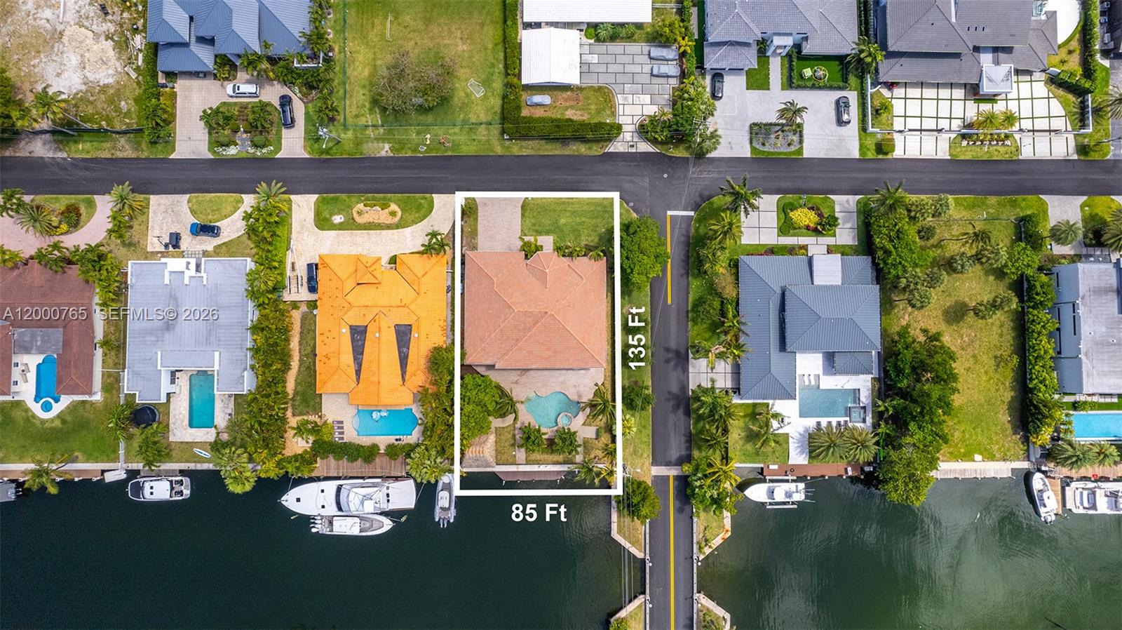 552 PALM DRIVE, Hallandale Beach FL 33009