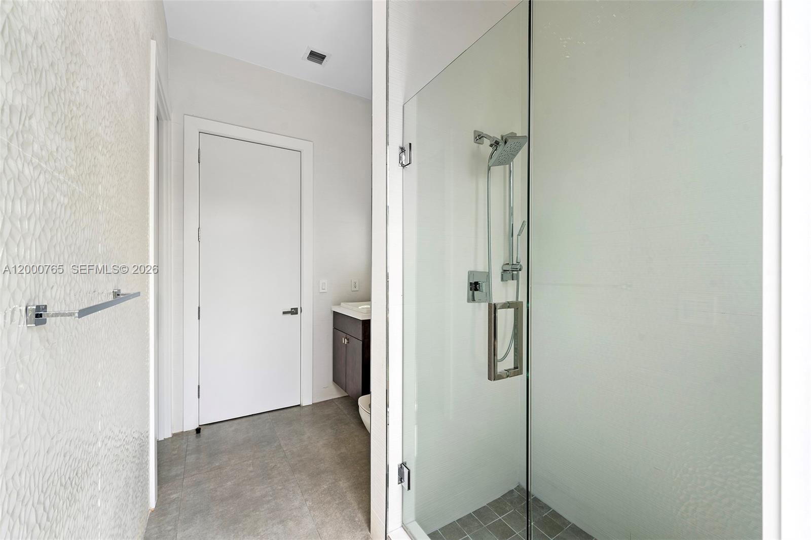 552 PALM DRIVE, Hallandale Beach FL 33009