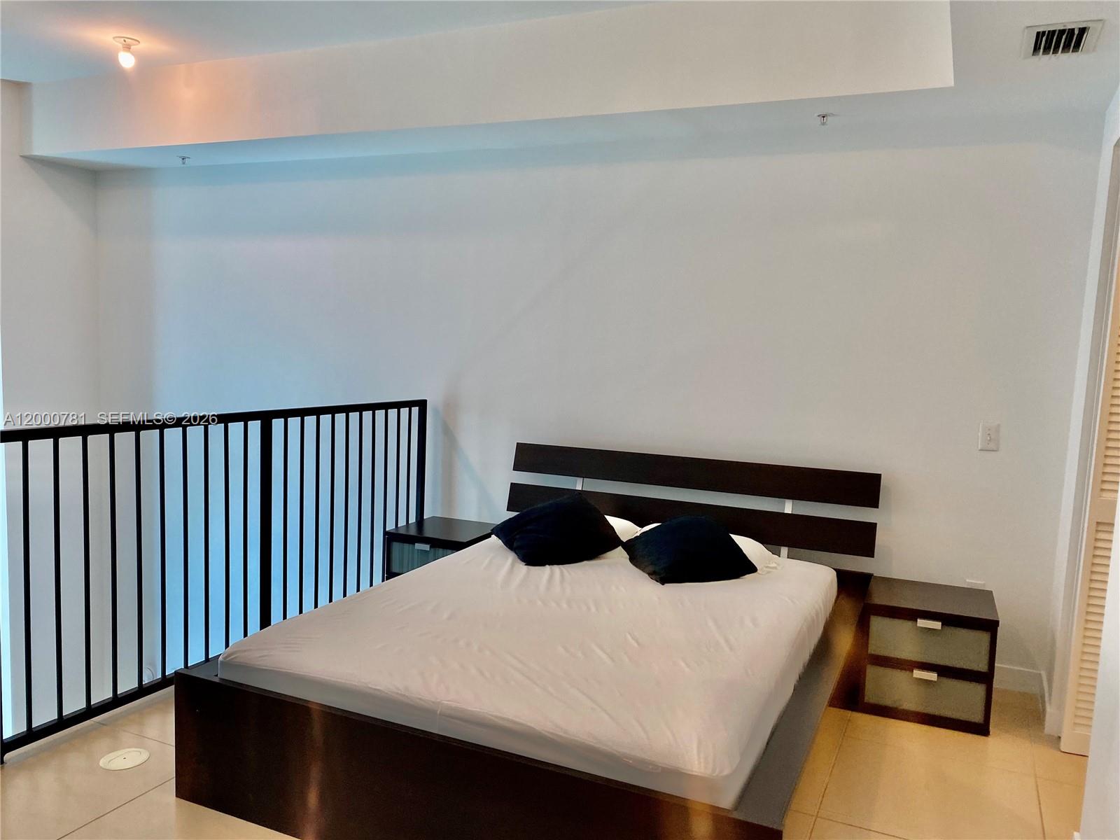 300 S Biscayne Blvd #Loft 604, Miami FL 33131