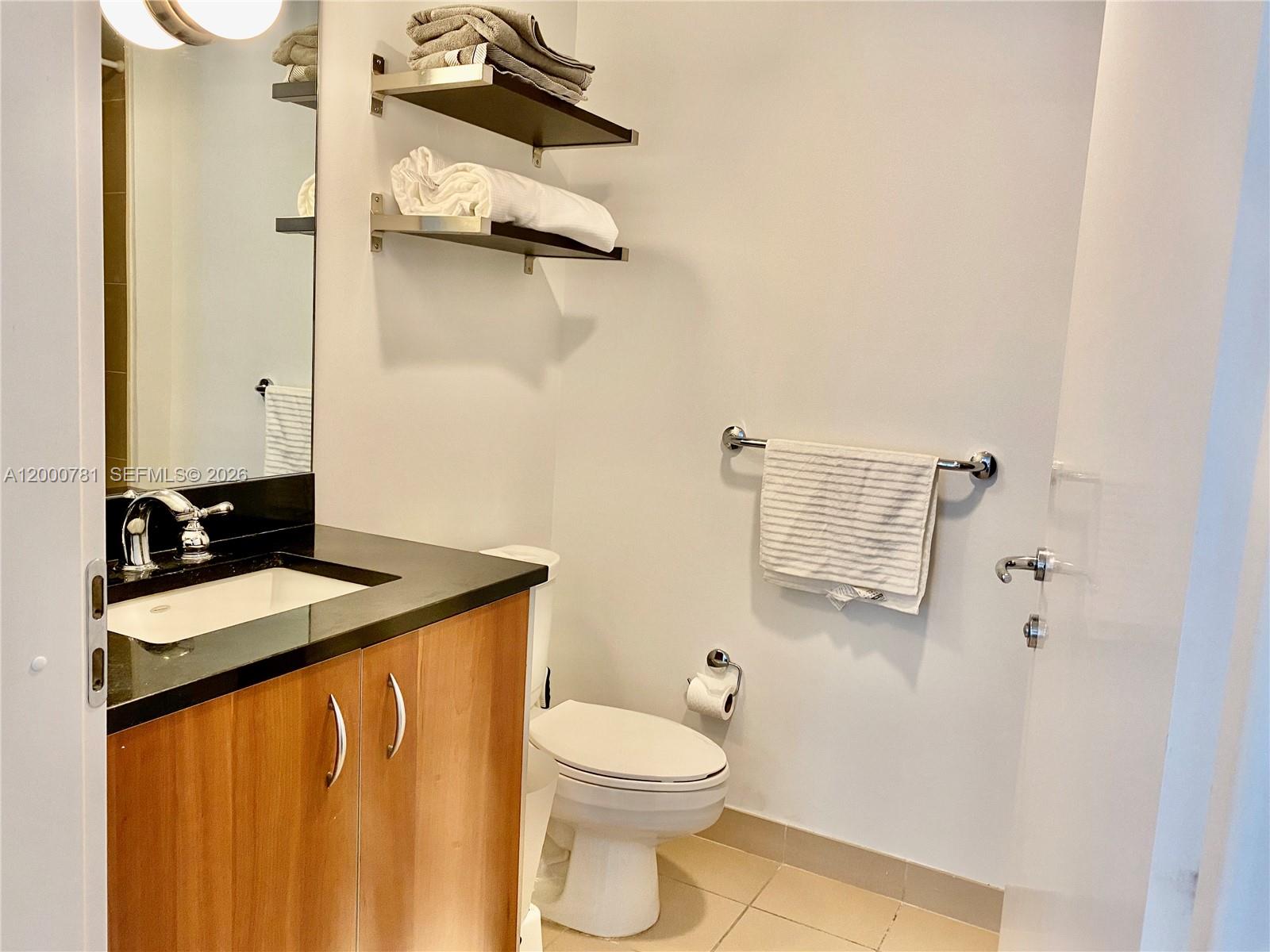 300 S Biscayne Blvd #Loft 604, Miami FL 33131