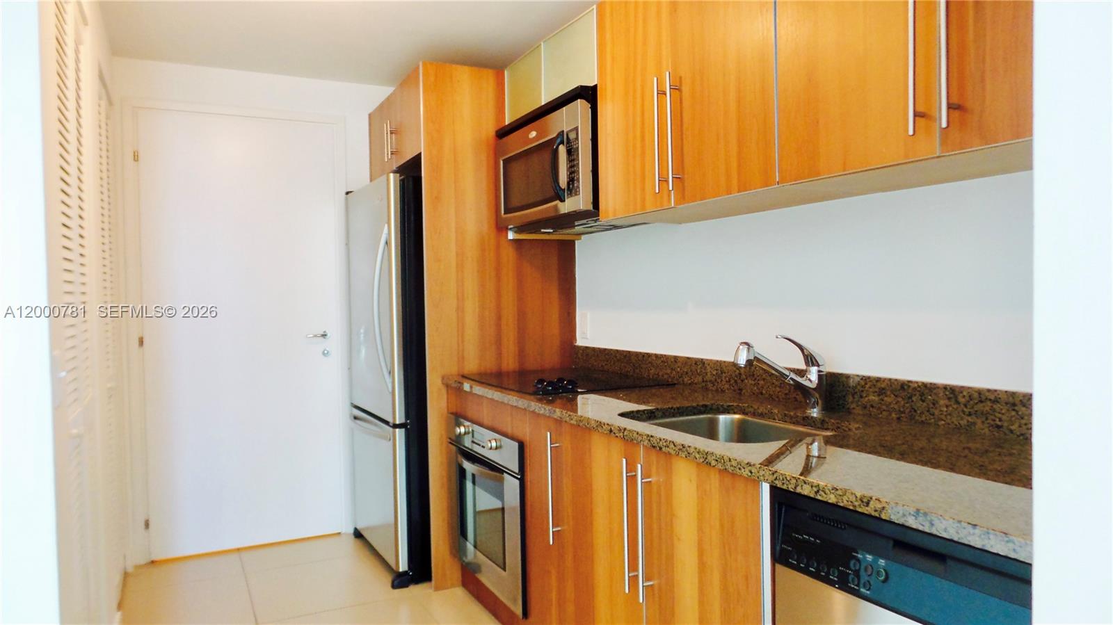 300 S Biscayne Blvd #Loft 604, Miami FL 33131