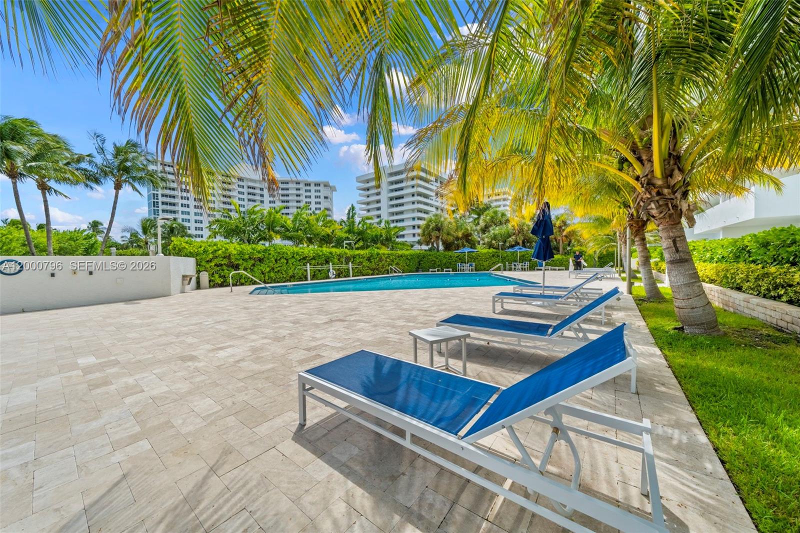 177 Ocean Lane Dr #106, Key Biscayne FL 33149