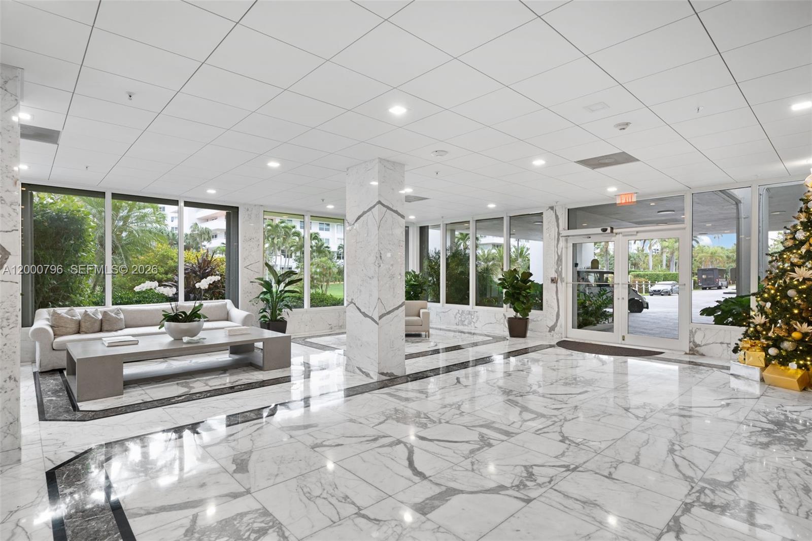 177 Ocean Lane Dr #106, Key Biscayne FL 33149