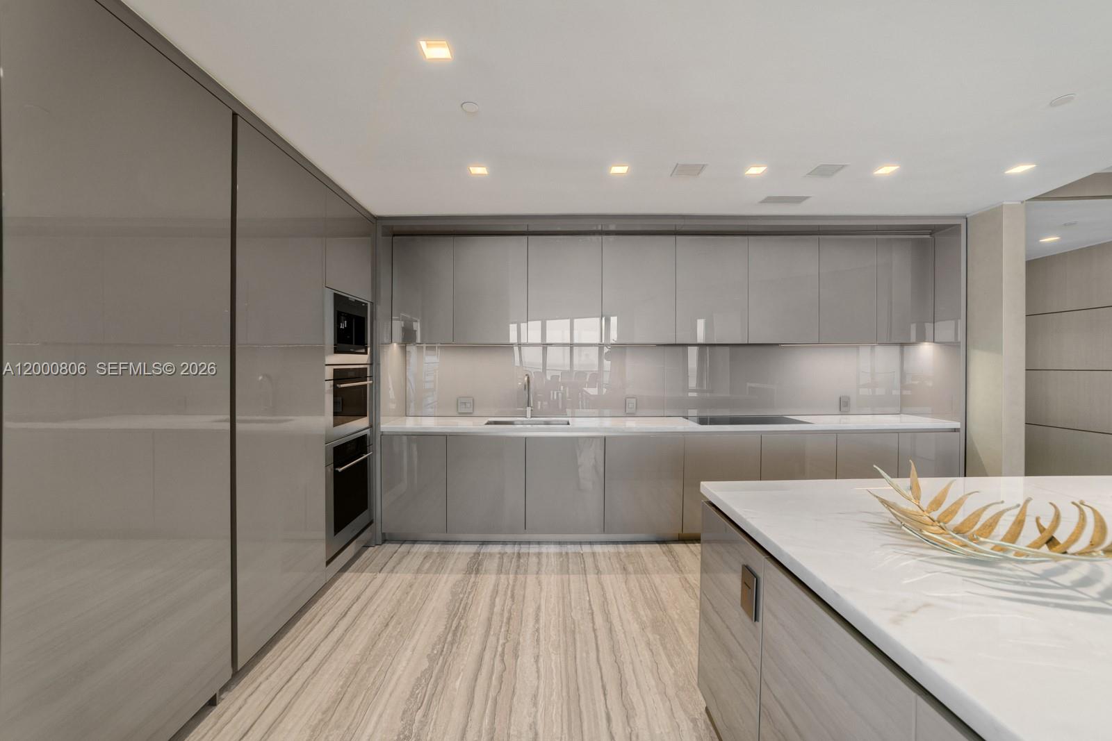18975 Collins Ave #4800, Sunny Isles Beach FL 33160