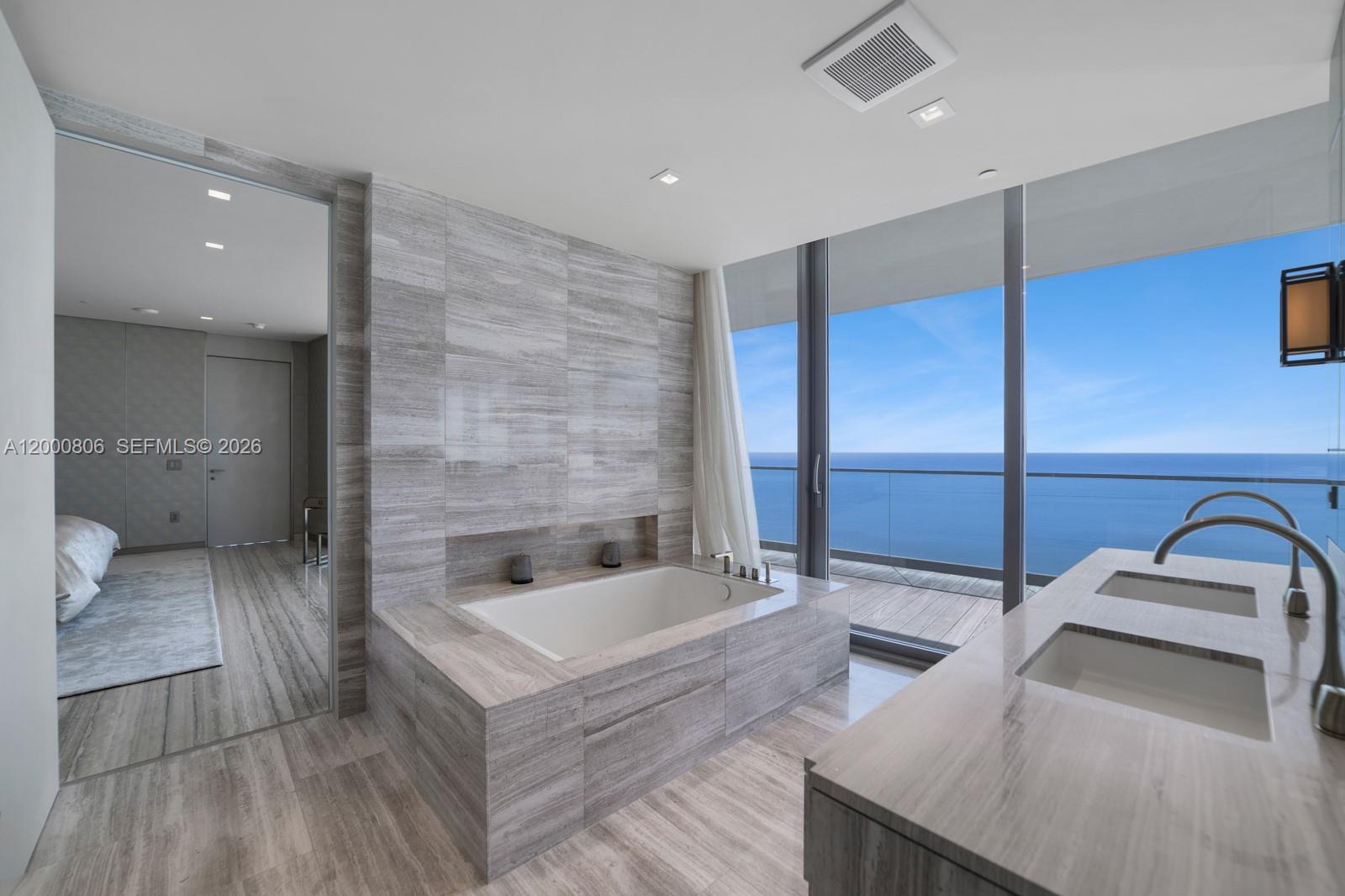 18975 Collins Ave #4800, Sunny Isles Beach FL 33160