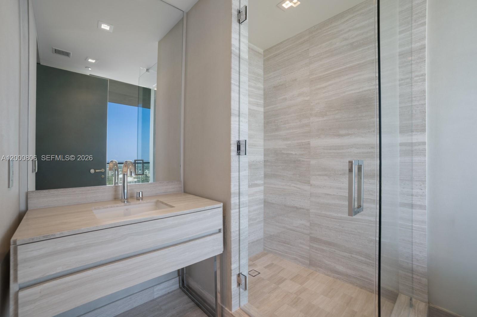 18975 Collins Ave #4800, Sunny Isles Beach FL 33160
