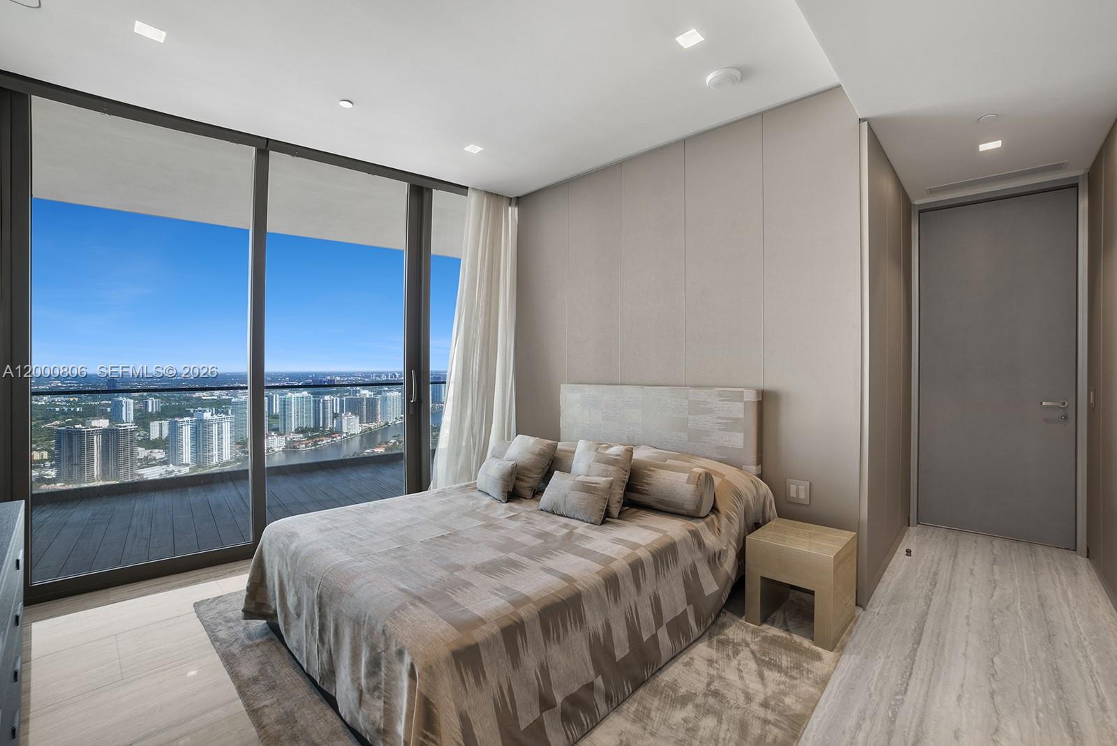18975 Collins Ave #4800, Sunny Isles Beach FL 33160