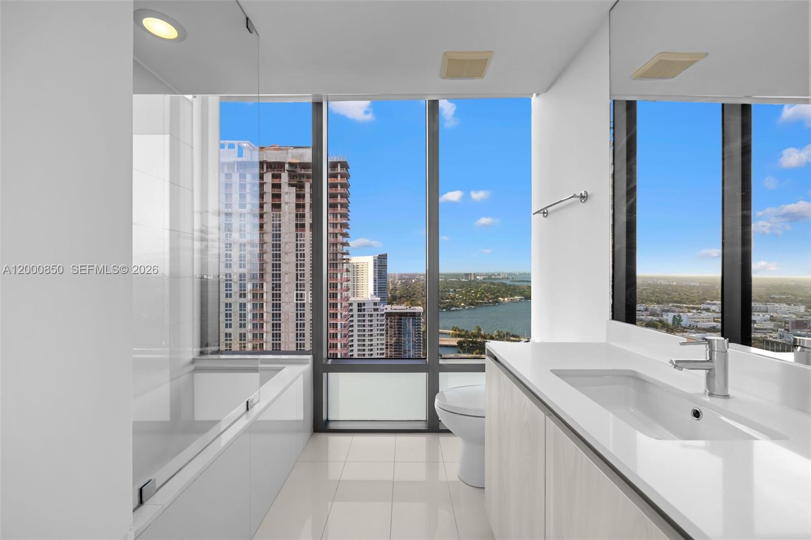 3131 NE 7th Ave #3306, Miami FL 33137
