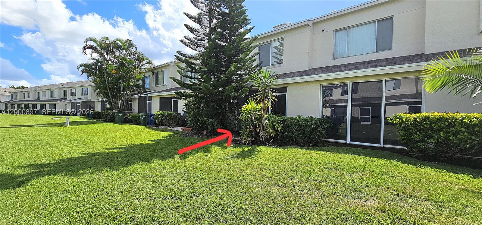 46 Simonton Cir, Weston FL 33326