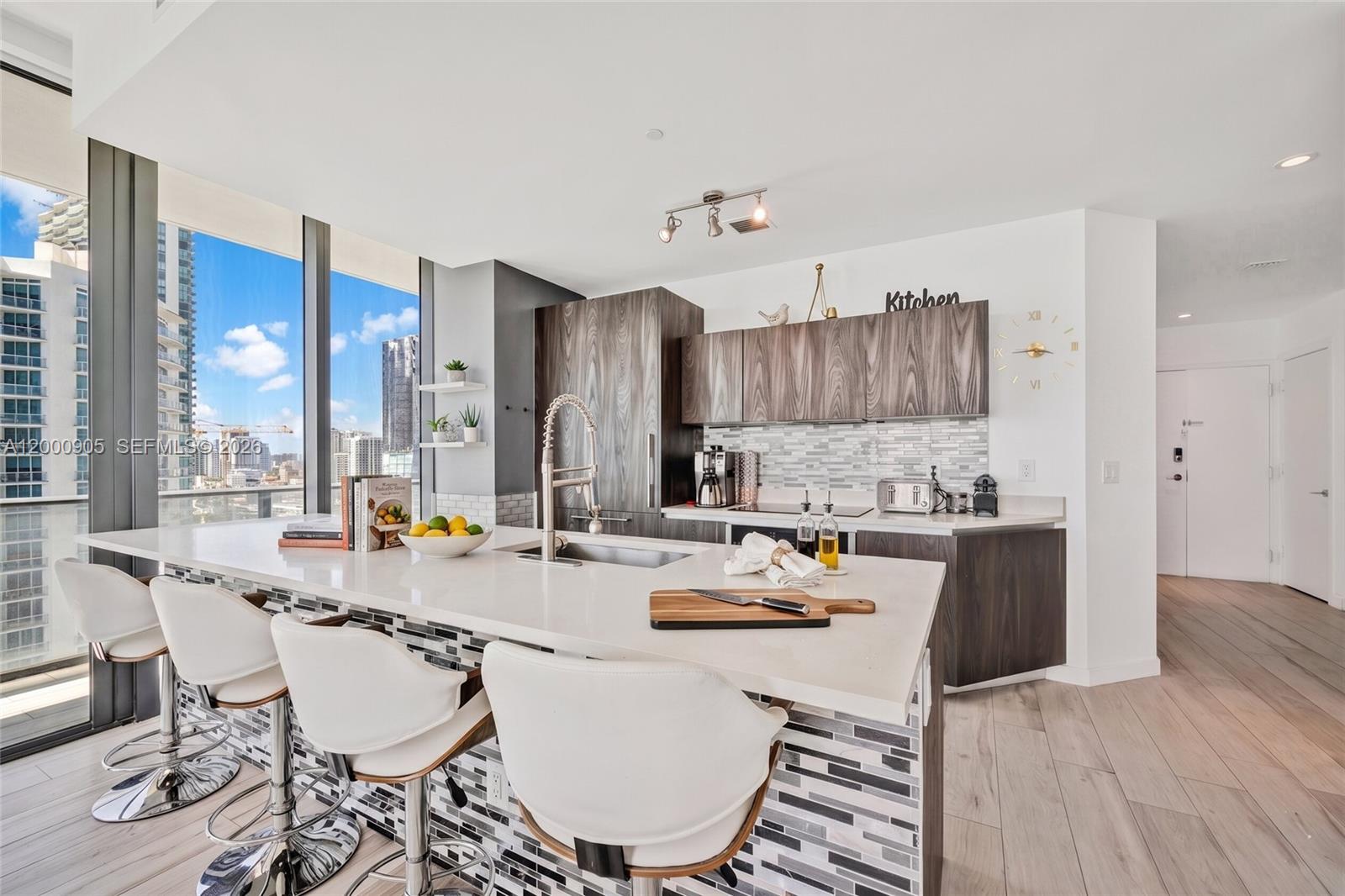 480 NE 31st St #1501, Miami FL 33137