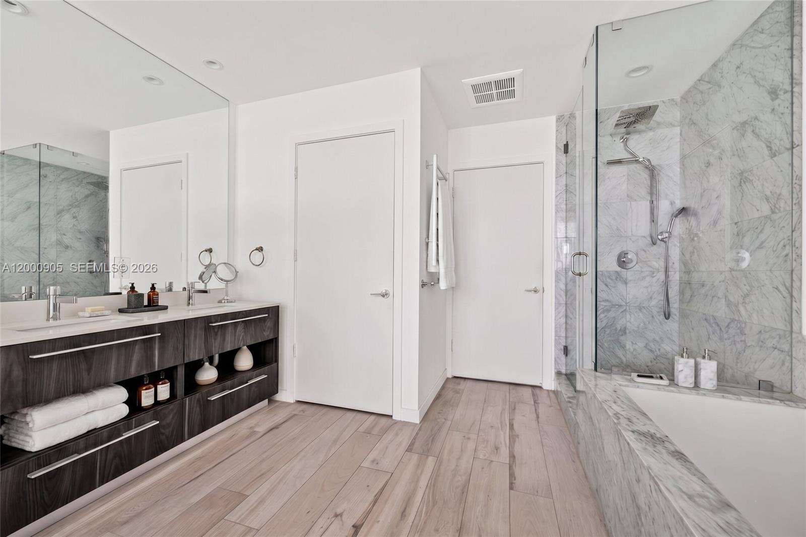 480 NE 31st St #1501, Miami FL 33137