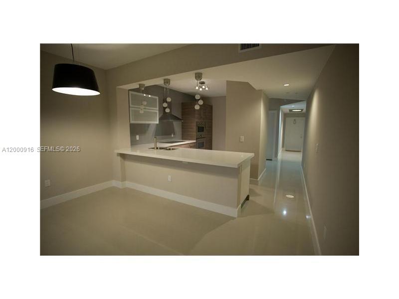 10730 NW 66 ST #303, Miami FL 33178