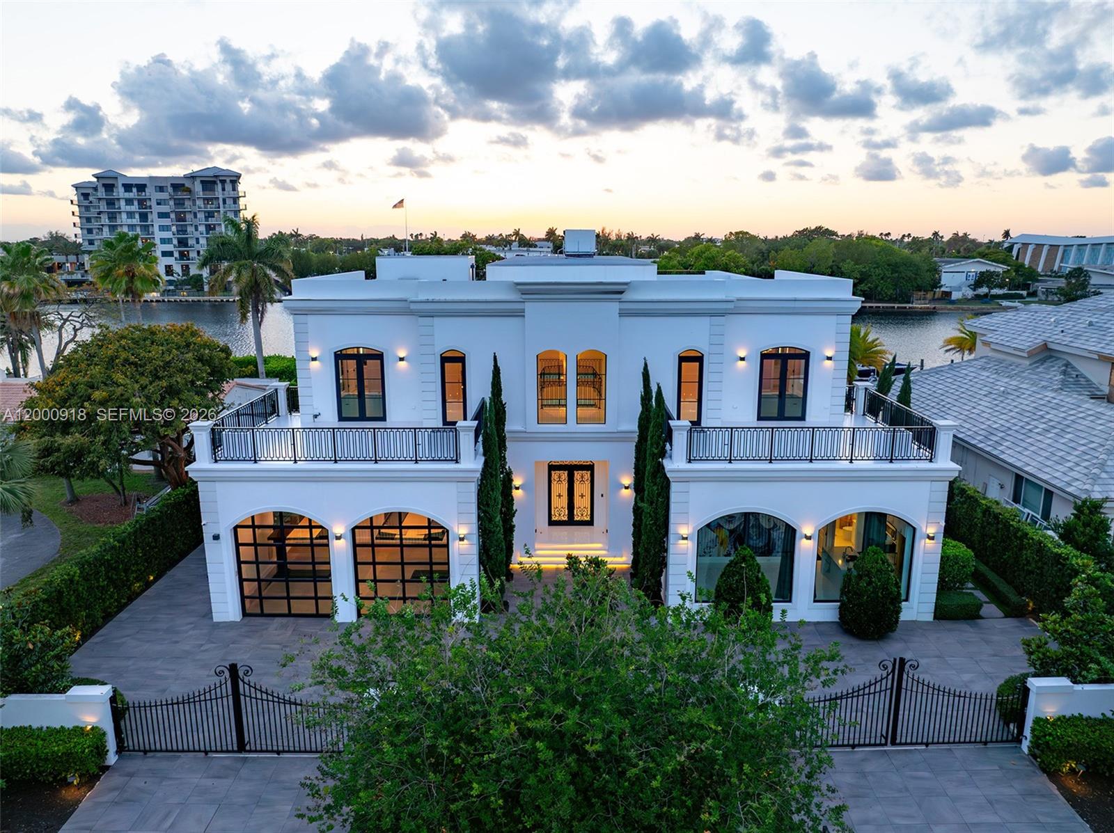 1239 Middle River Dr, Fort Lauderdale FL 33304