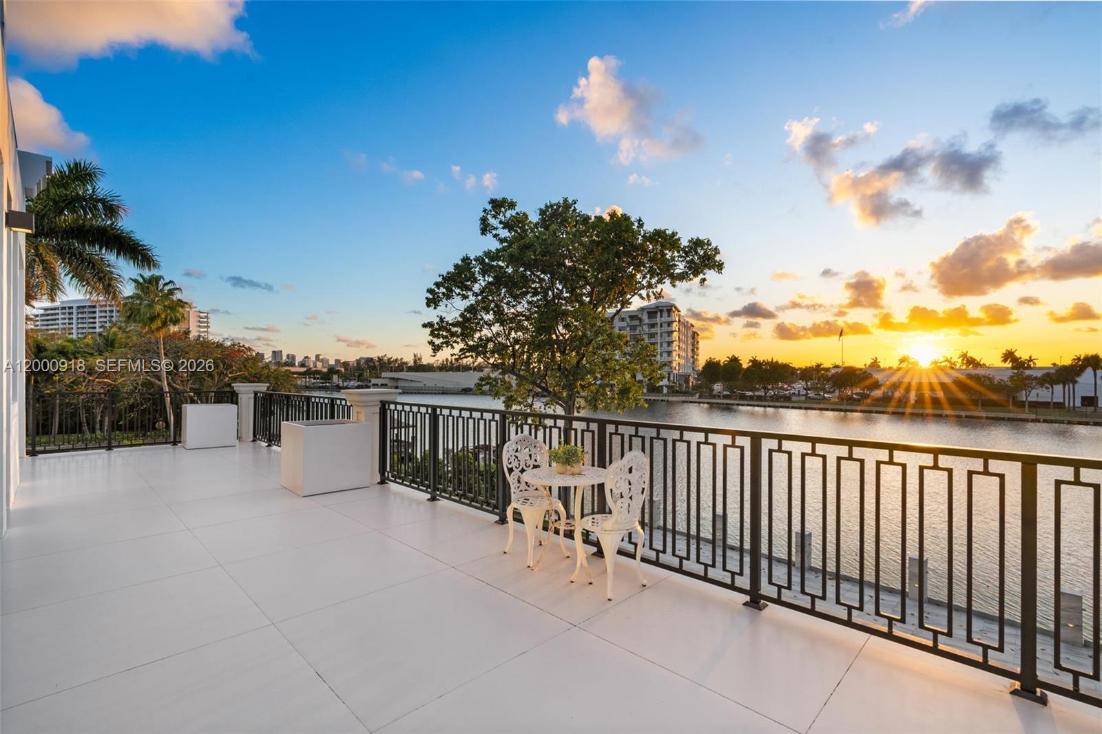 1239 Middle River Dr, Fort Lauderdale FL 33304