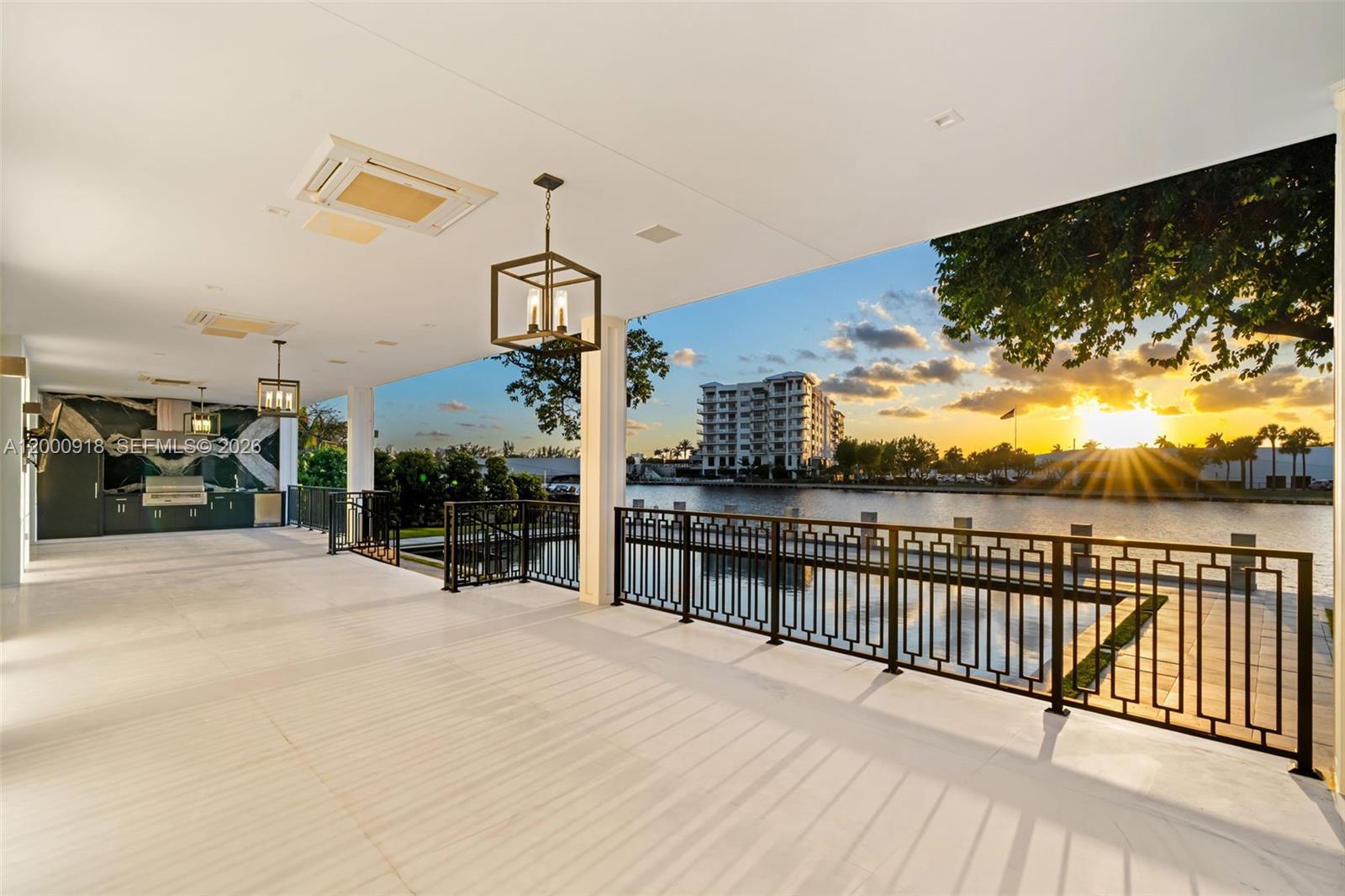 1239 Middle River Dr, Fort Lauderdale FL 33304
