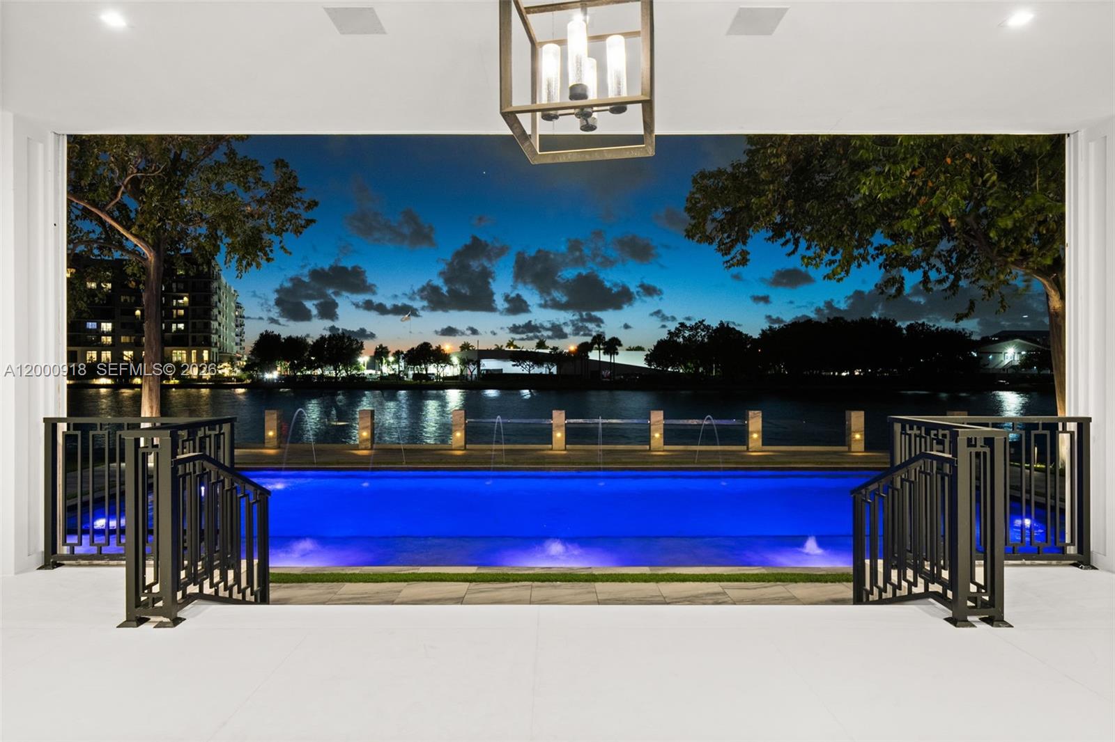 1239 Middle River Dr, Fort Lauderdale FL 33304