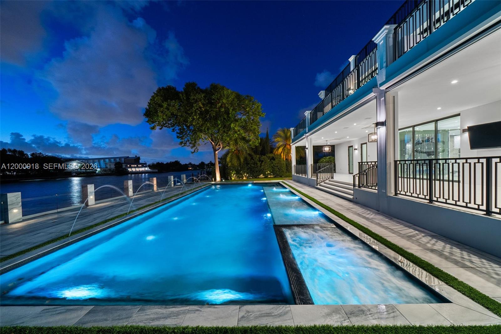 1239 Middle River Dr, Fort Lauderdale FL 33304
