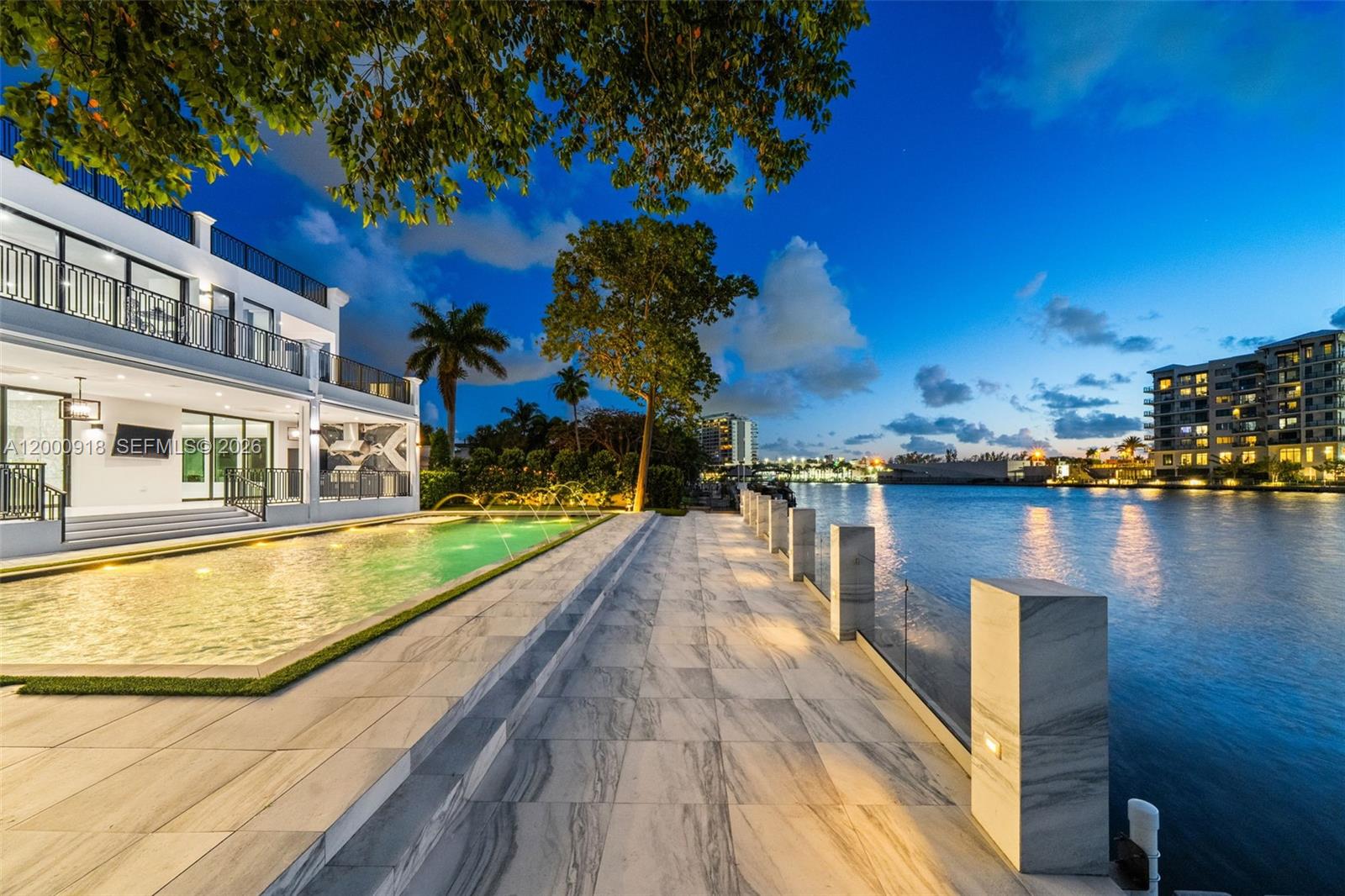 1239 Middle River Dr, Fort Lauderdale FL 33304