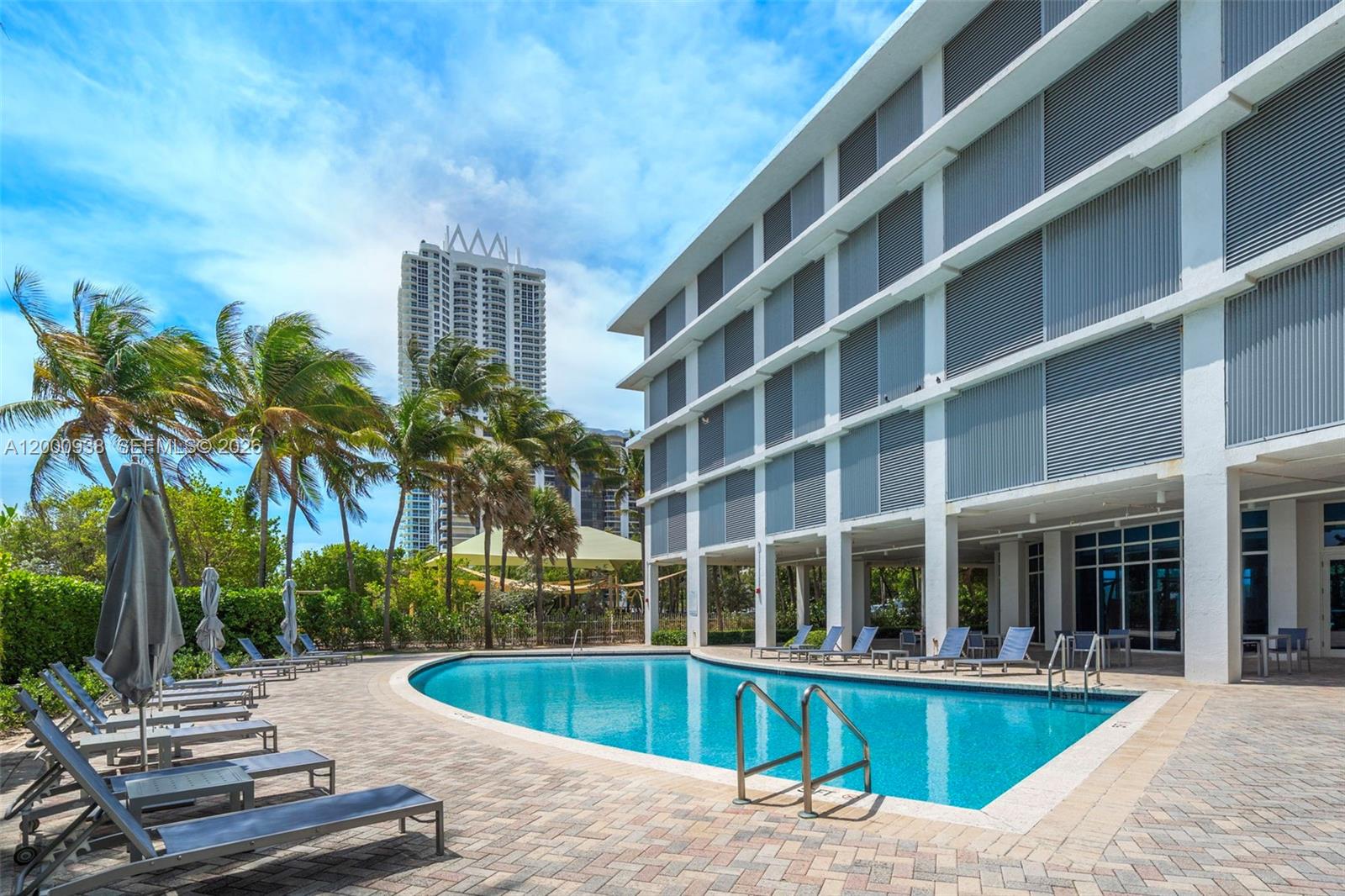 6515 Collins Ave #802, Miami Beach FL 33141
