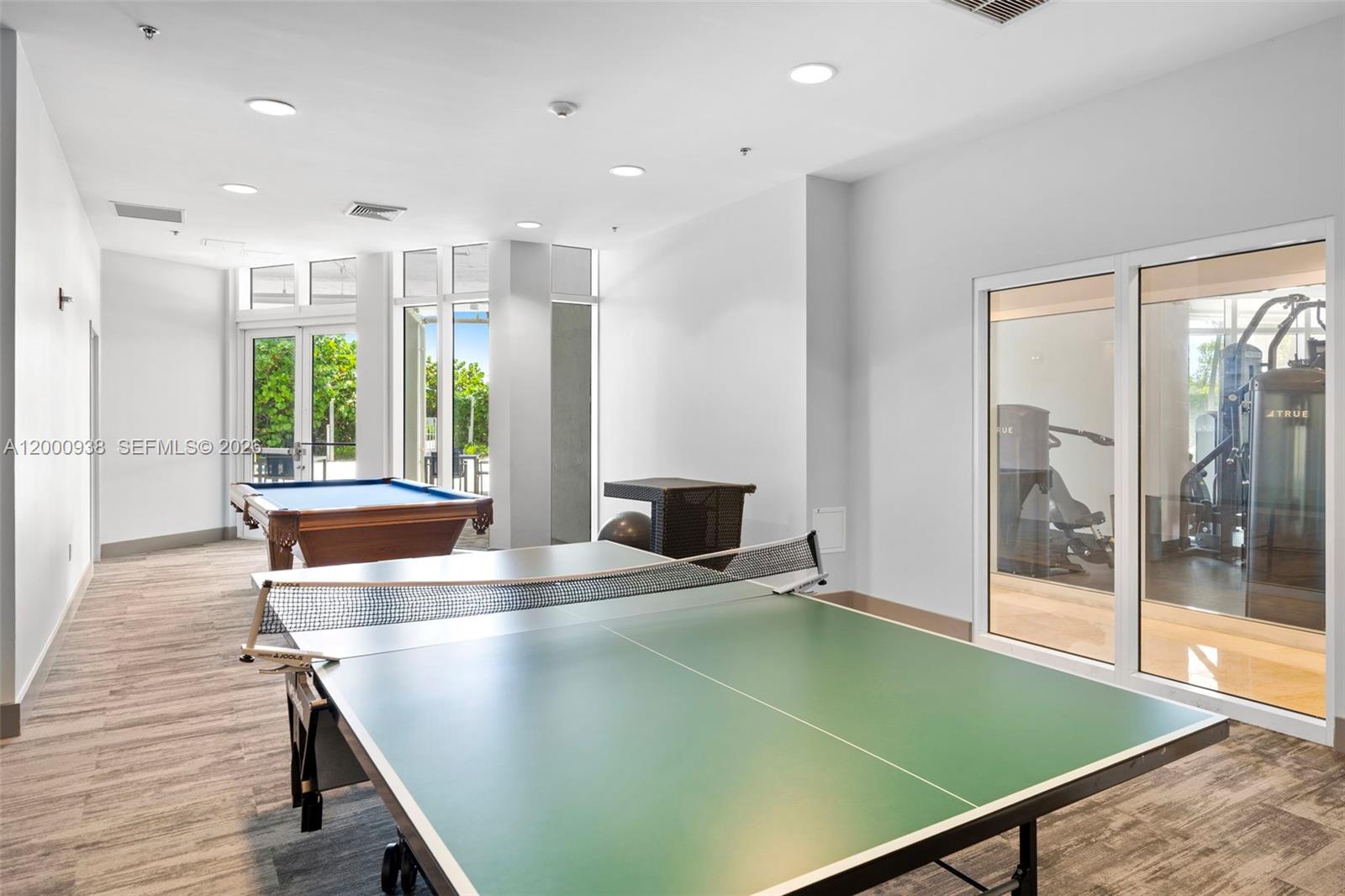 6515 Collins Ave #802, Miami Beach FL 33141