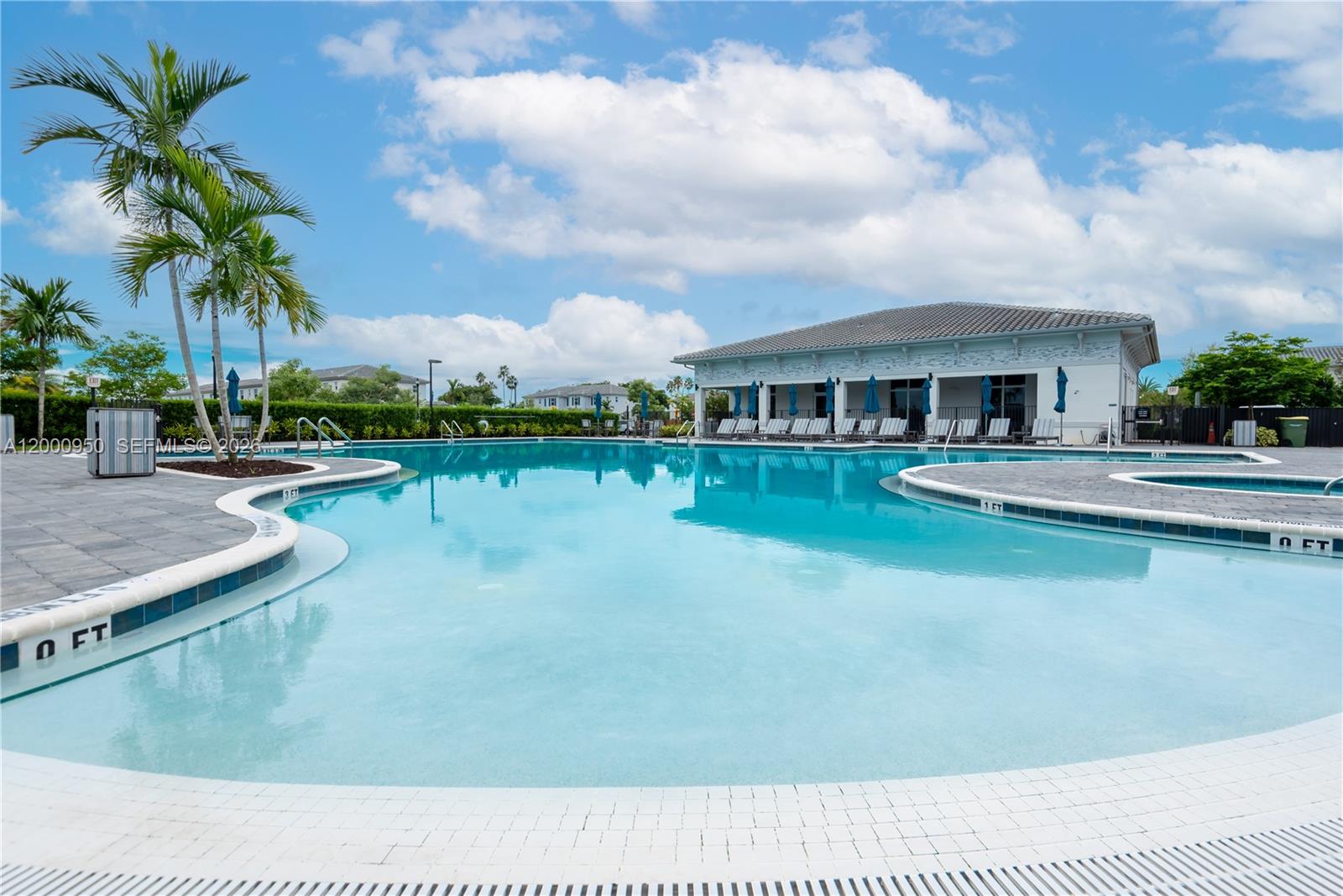 2636 SE 8th Ct, Homestead FL 33035
