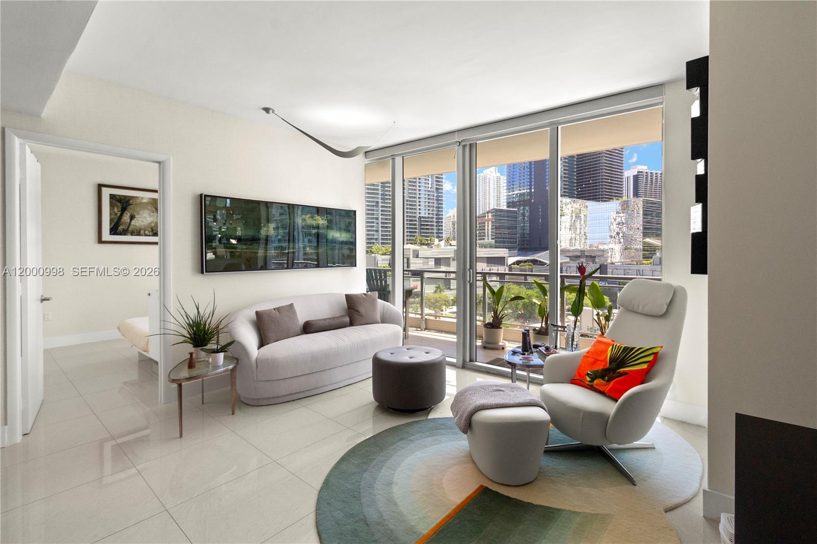 92 SW 3rd St #1202, Miami FL 33130