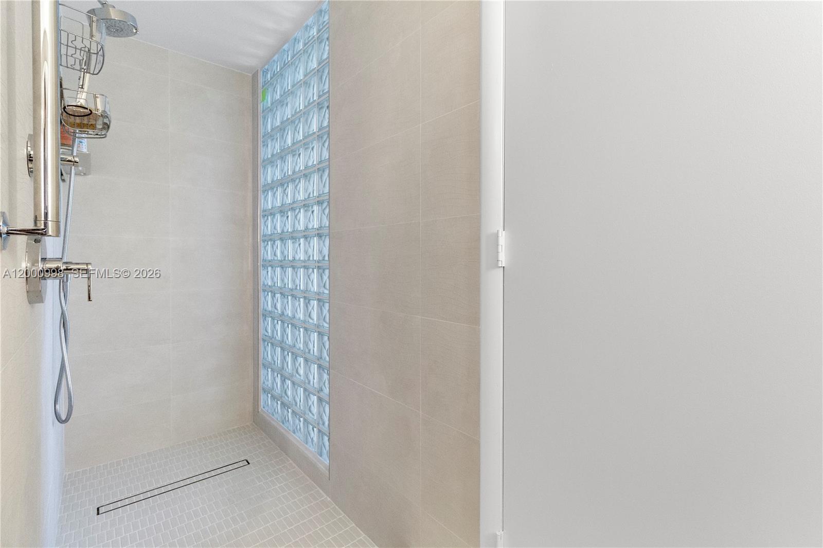 92 SW 3rd St #1202, Miami FL 33130