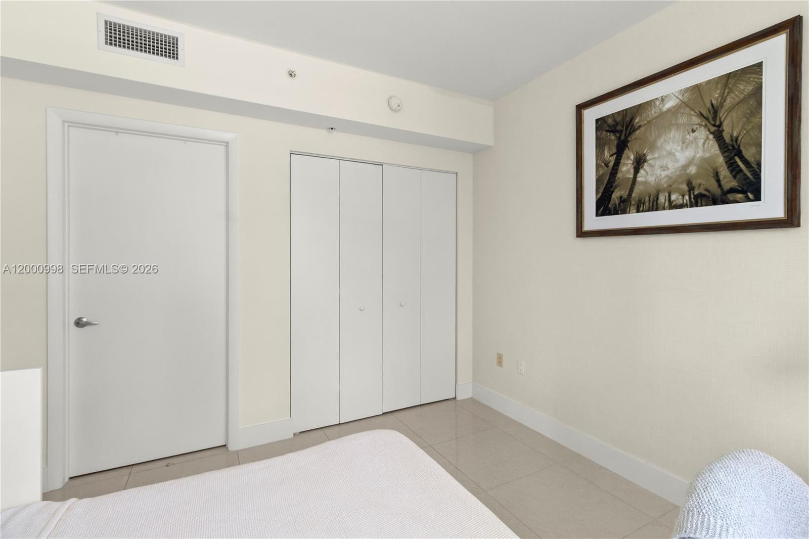 92 SW 3rd St #1202, Miami FL 33130