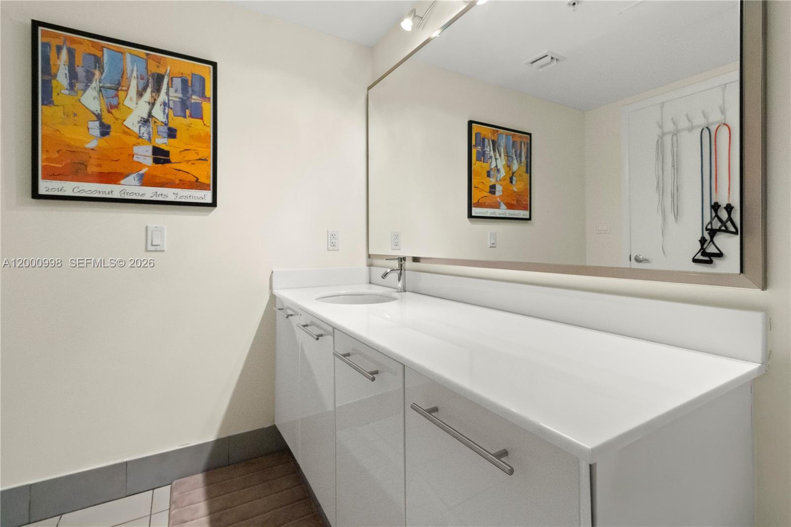 92 SW 3rd St #1202, Miami FL 33130