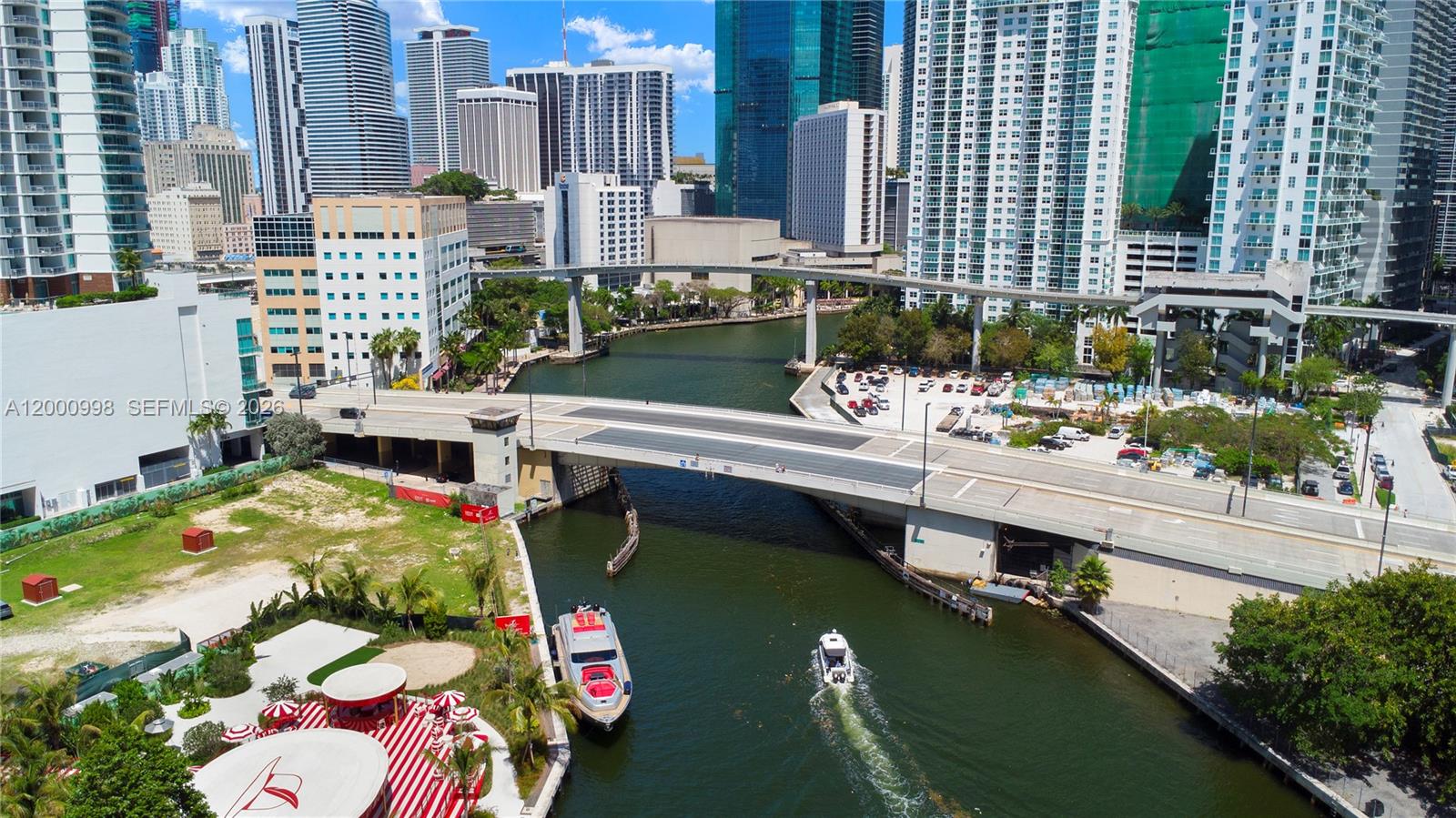 92 SW 3rd St #1202, Miami FL 33130