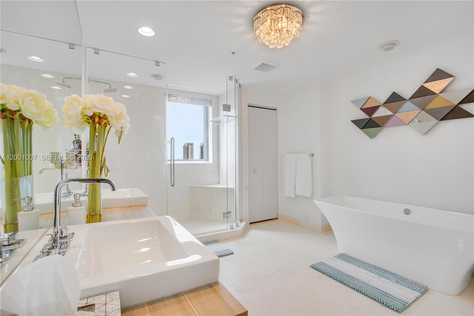 17111 Biscayne Blvd #2008, North Miami Beach FL 33160