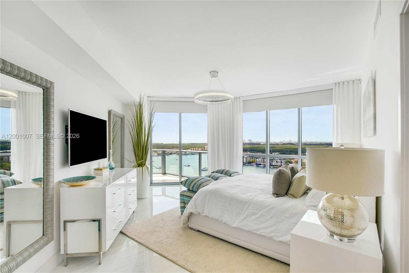 17111 Biscayne Blvd #2008, North Miami Beach FL 33160