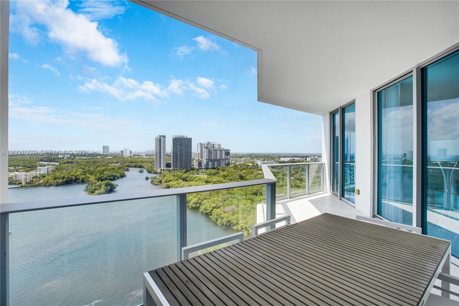 17111 Biscayne Blvd #2008, North Miami Beach FL 33160