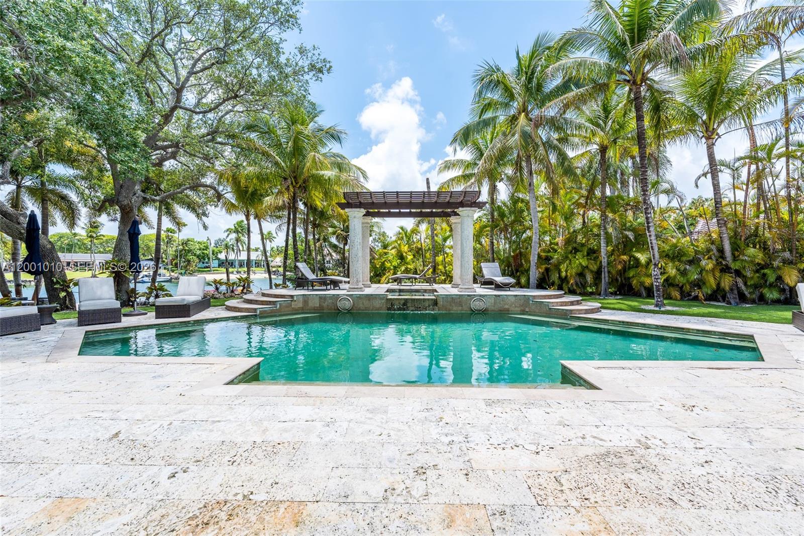 9240 SW 140th St, Miami FL 33176