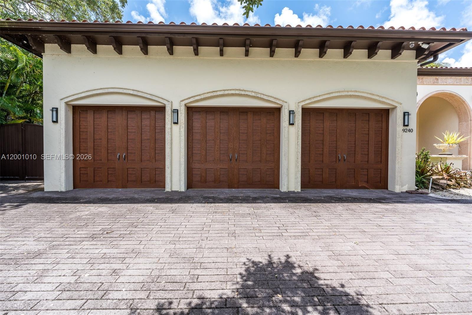 9240 SW 140th St, Miami FL 33176