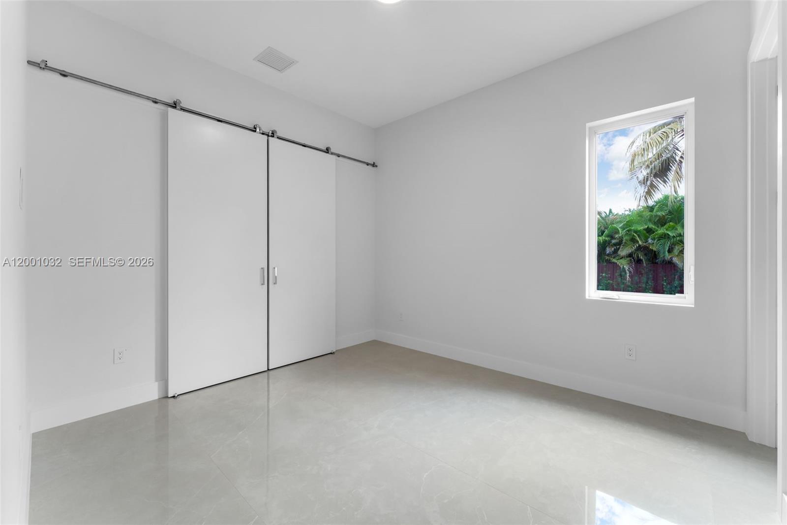 7980 SW 184th Ter, Cutler Bay FL 33157