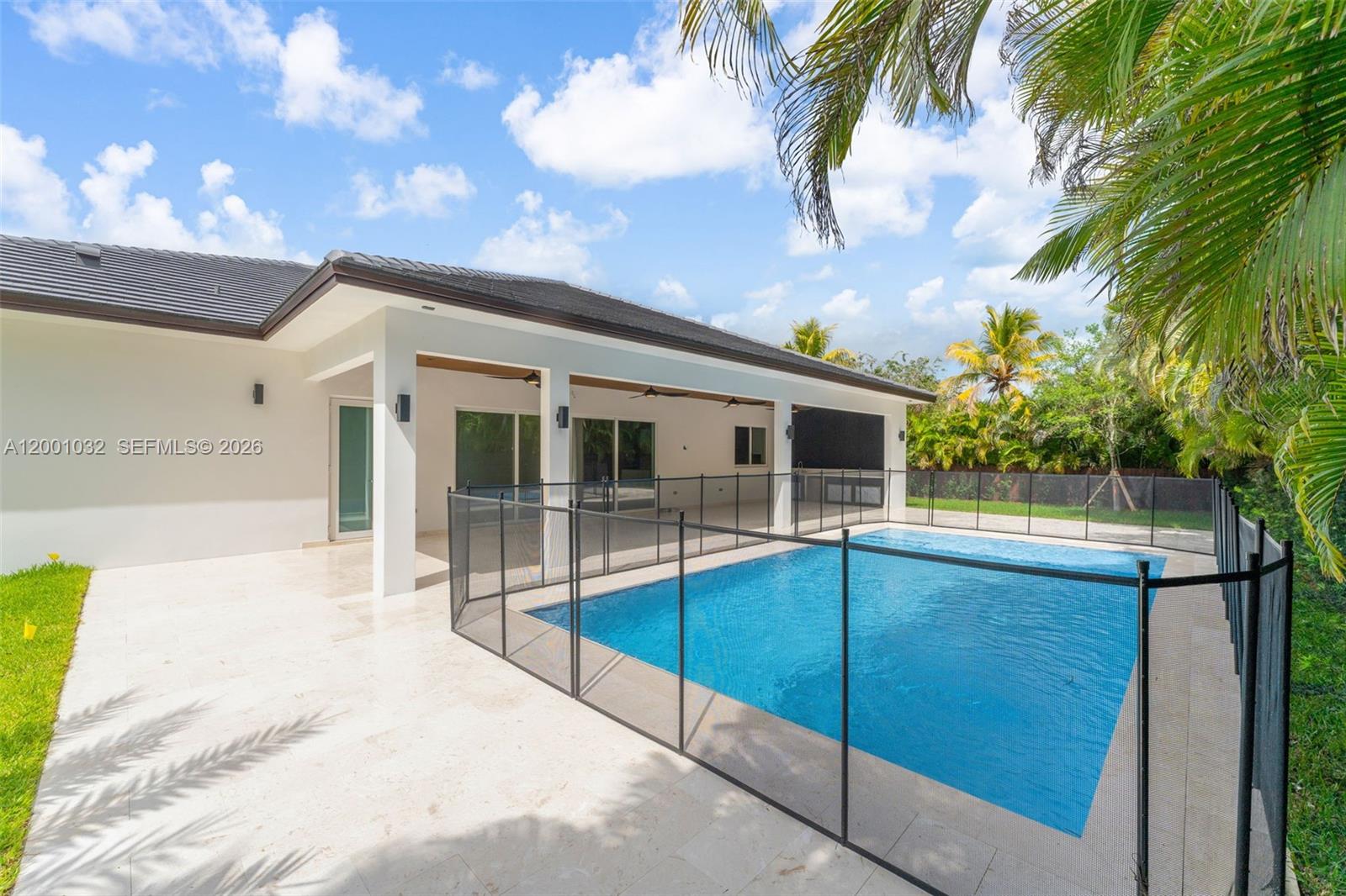 7980 SW 184th Ter, Cutler Bay FL 33157