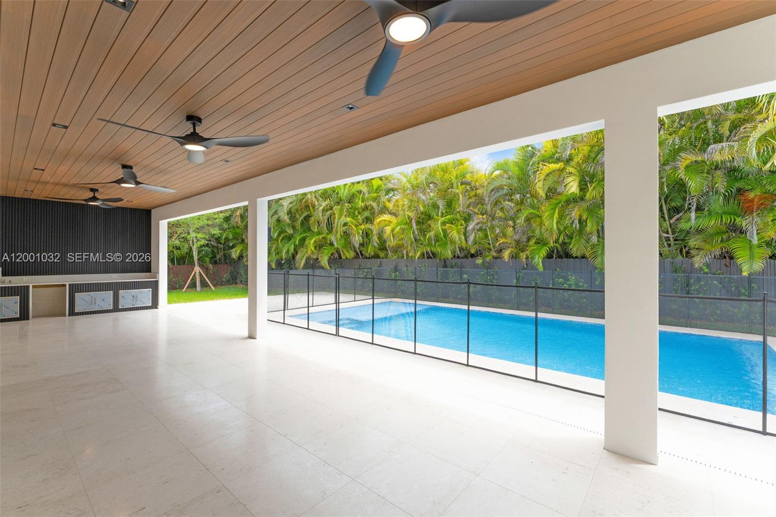 7980 SW 184th Ter, Cutler Bay FL 33157