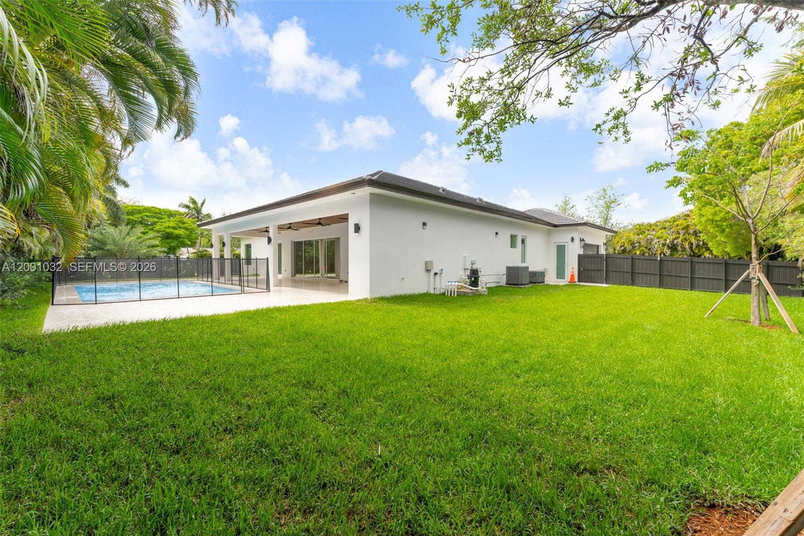 7980 SW 184th Ter, Cutler Bay FL 33157