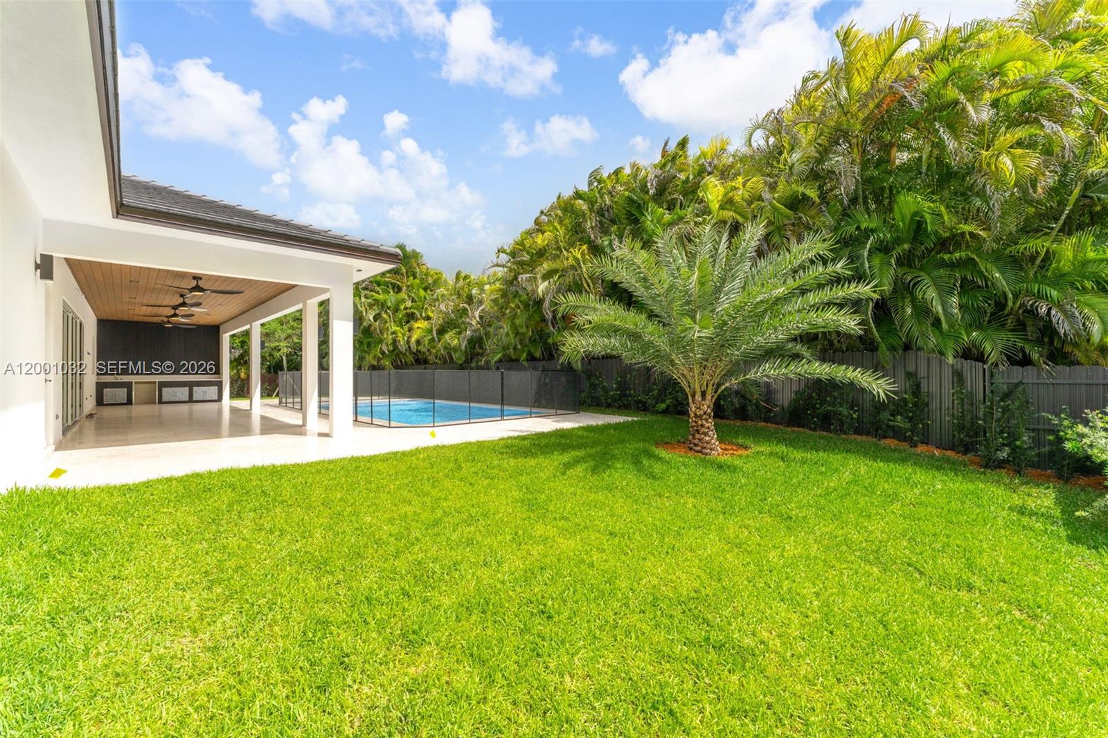 7980 SW 184th Ter, Cutler Bay FL 33157