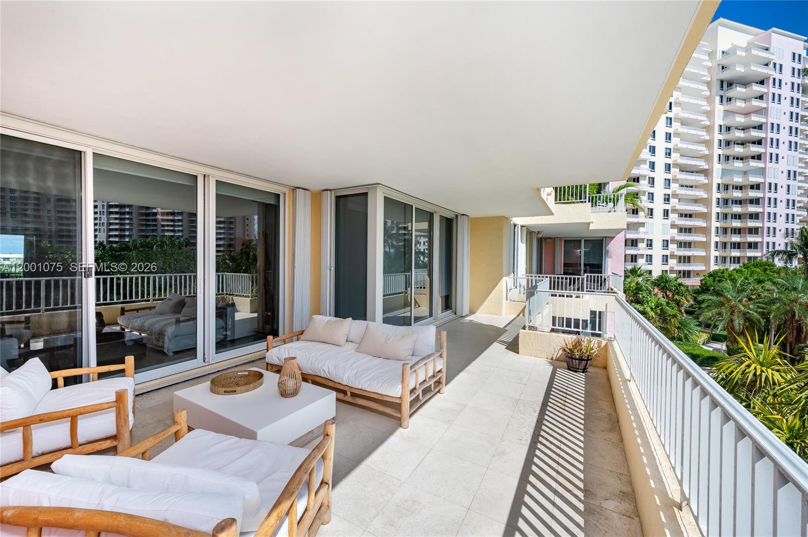 789 Crandon Blvd #502, Key Biscayne FL 33149