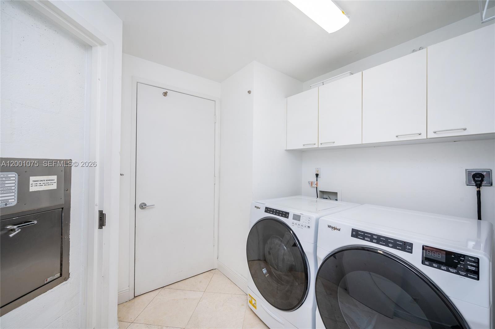789 Crandon Blvd #502, Key Biscayne FL 33149