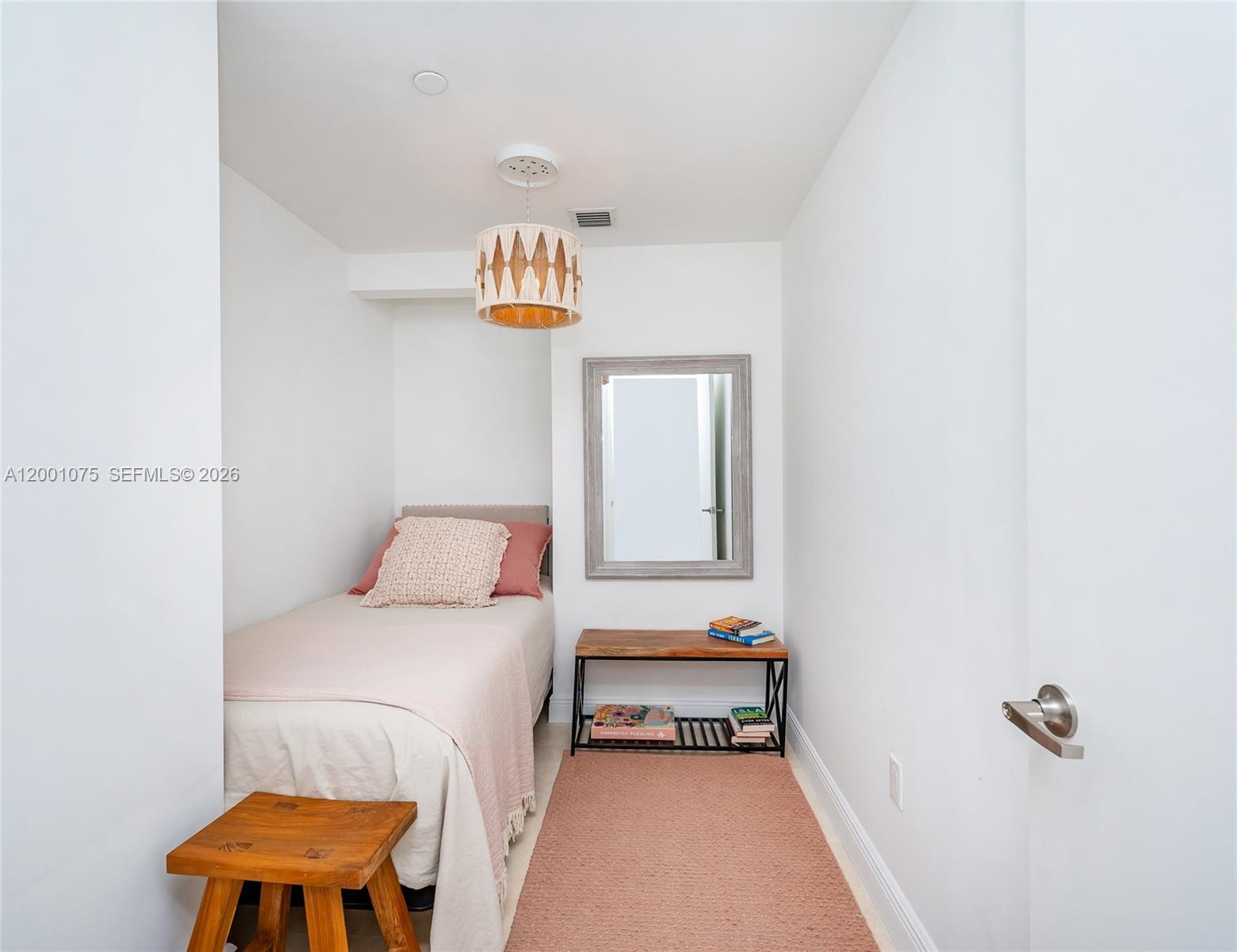 789 Crandon Blvd #502, Key Biscayne FL 33149