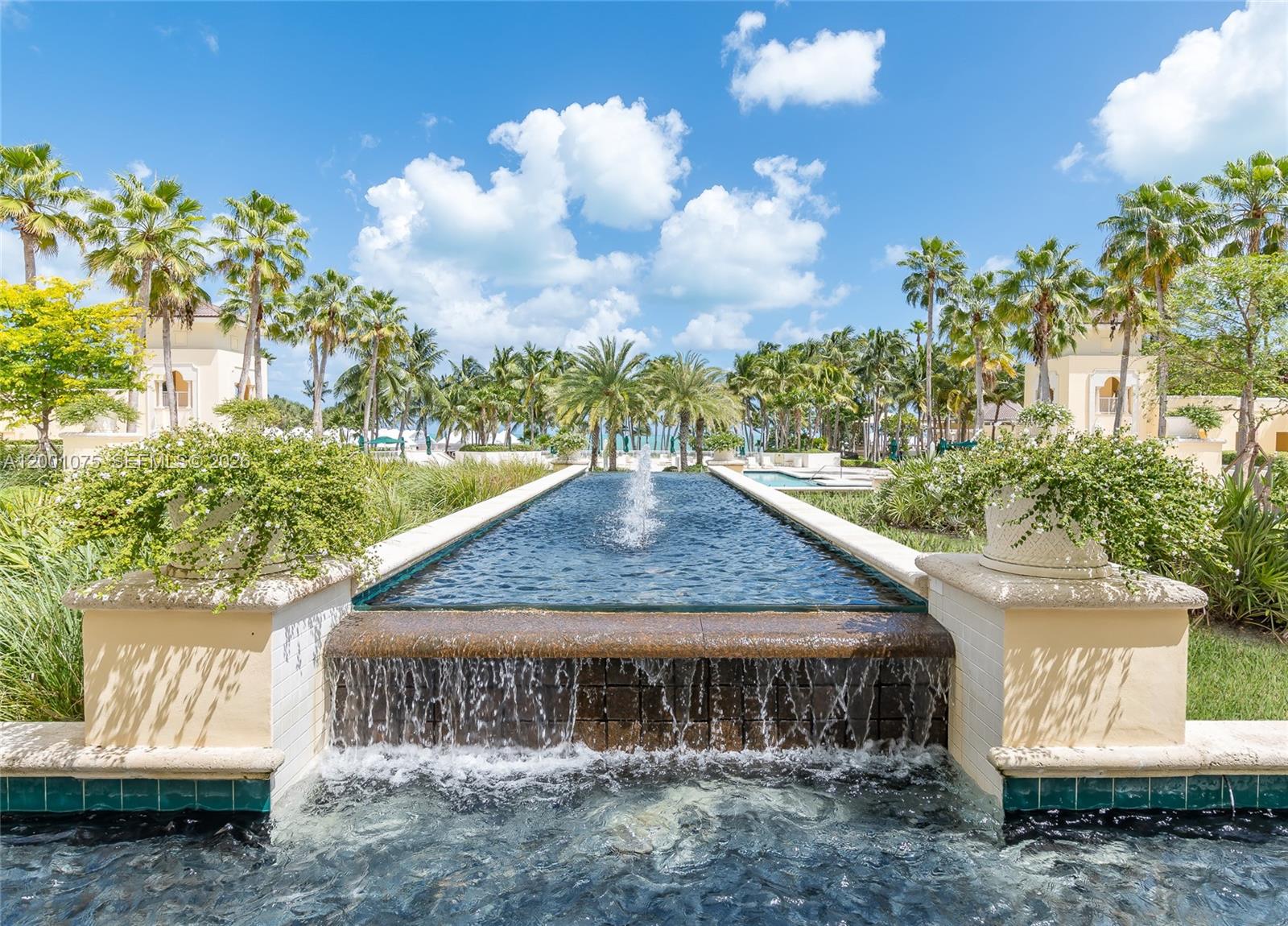 789 Crandon Blvd #502, Key Biscayne FL 33149