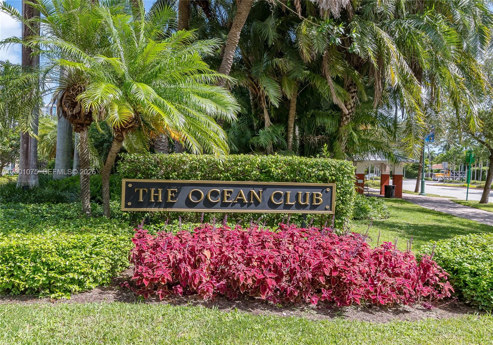 789 Crandon Blvd #502, Key Biscayne FL 33149